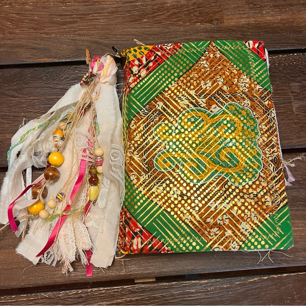 Boho Junk Journal Green Shimmery Metallic Colorful Decorated 3 Signatures